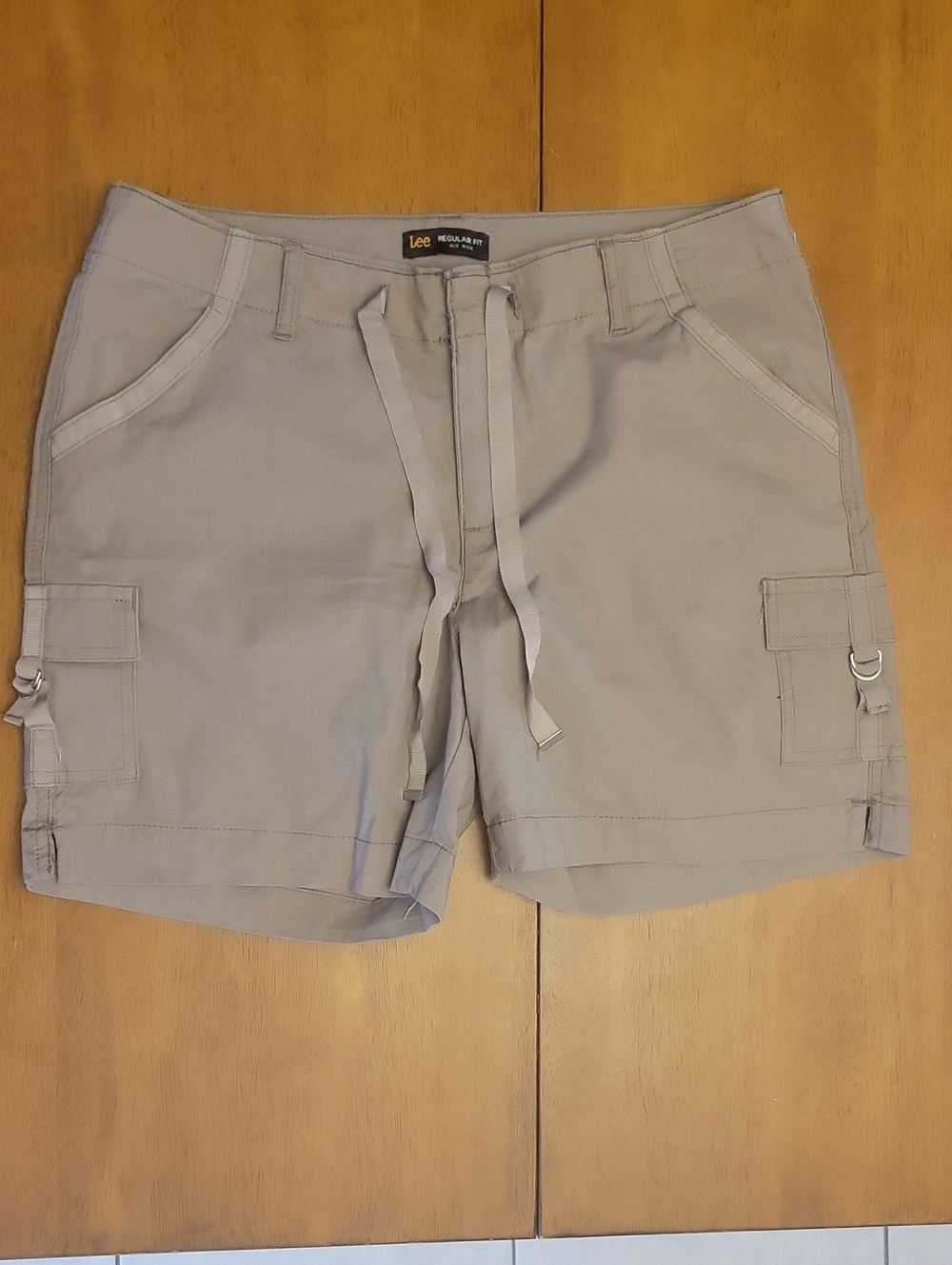 Lee Taupe/Beige Cargo Size 12 Drawstring Shorts